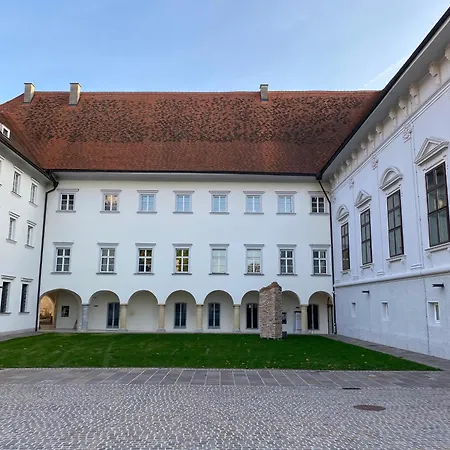 Appartement Living In The Heart Of Graz