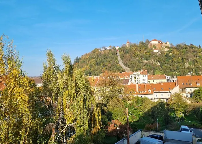 Living In The Heart Of * Graz